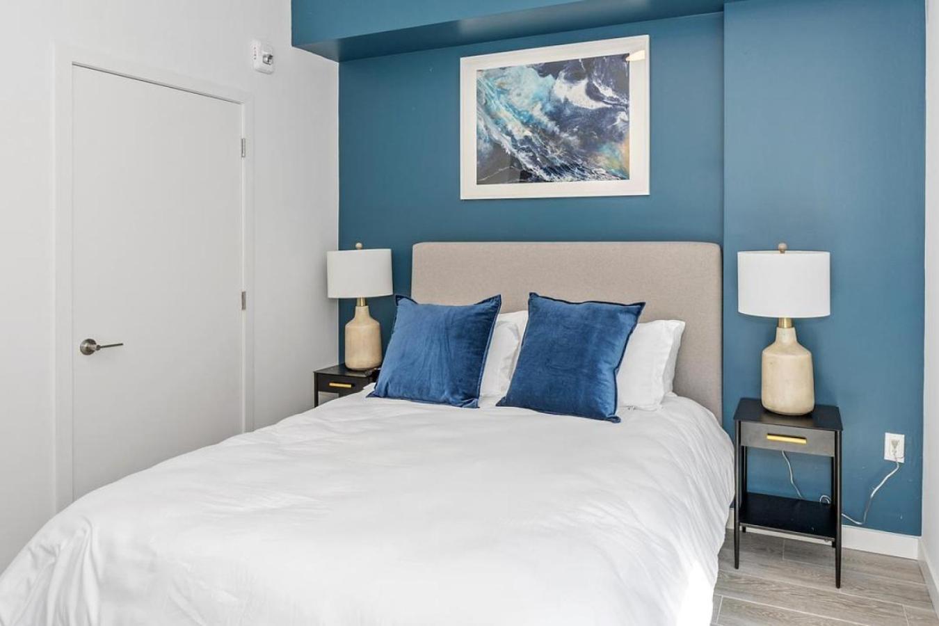 Landing At Valencia - 1 Bedroom In Paradise Apartment