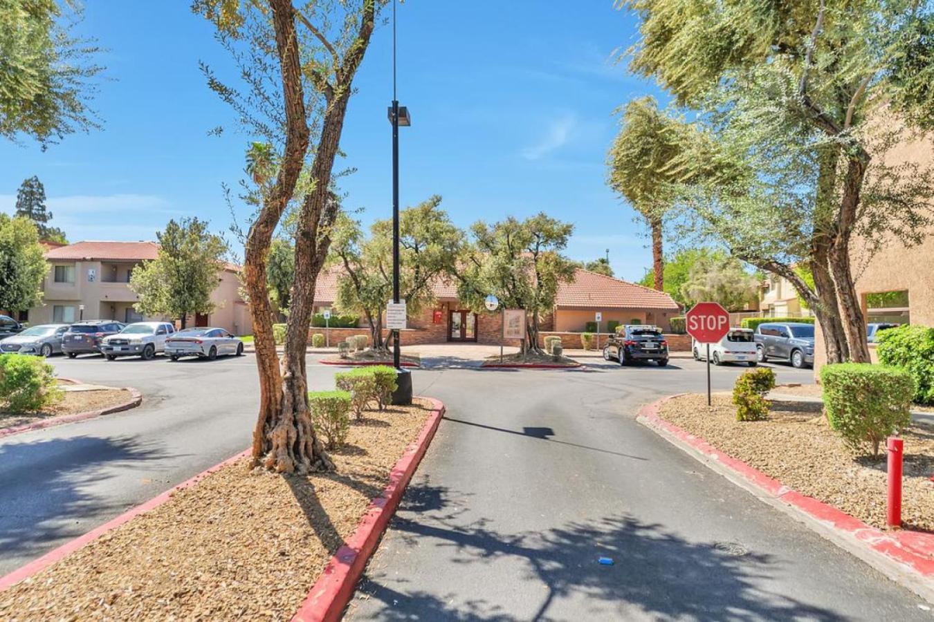 Landing At Valencia - 1 Bedroom In Paradise Las Vegas