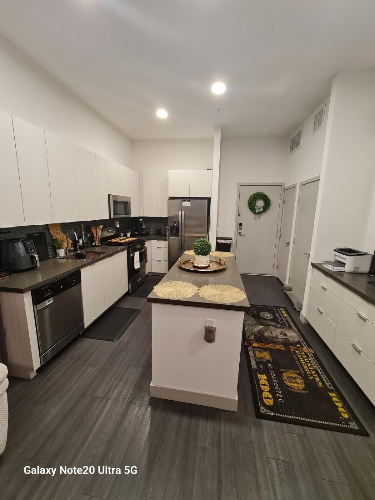 Modern One Flat In The Beautiful Vegas * Las Vegas