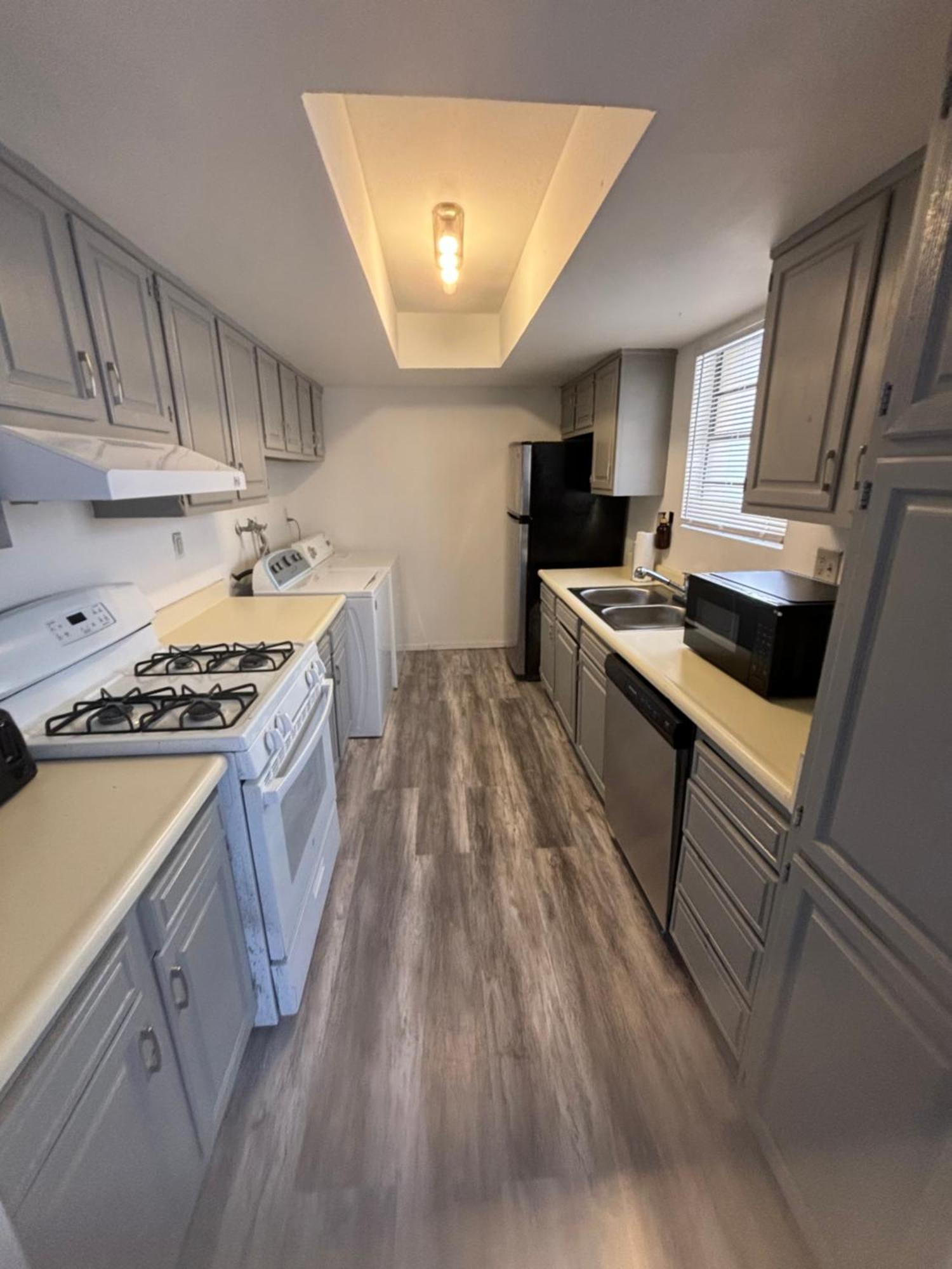2 Or 3 Bedroom Walk To Strip Mgm Casino Shop Club * Las Vegas