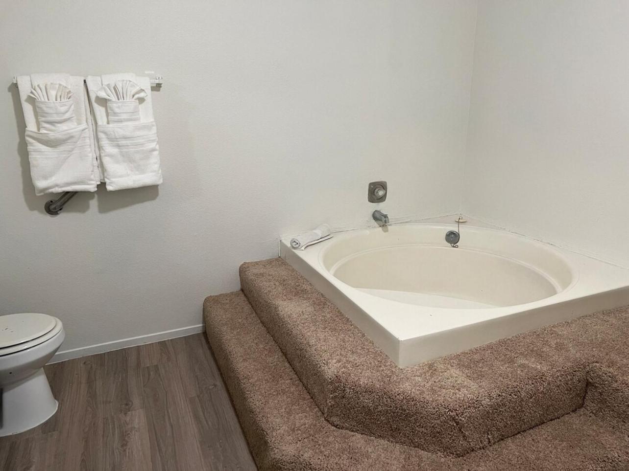 2 Or 3 Beds Walk To Strip Mgm Casinos Shops Clubs Holiday home *