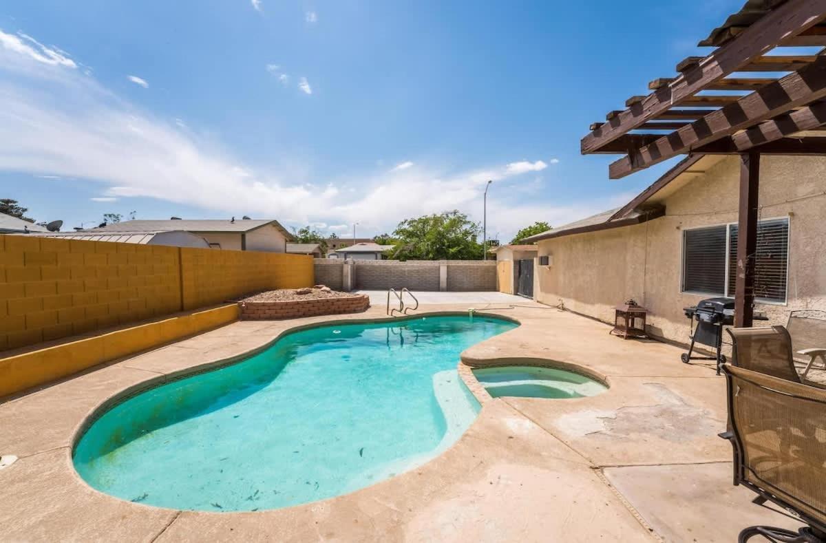 Vegas Elegance Fun And Cozy Escape Need Villa