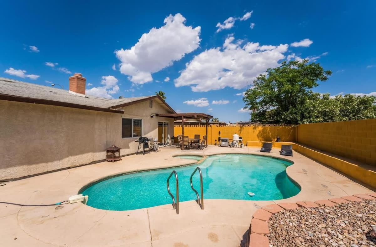 Vegas Elegance Fun And Cozy Escape Need Villa Las Vegas