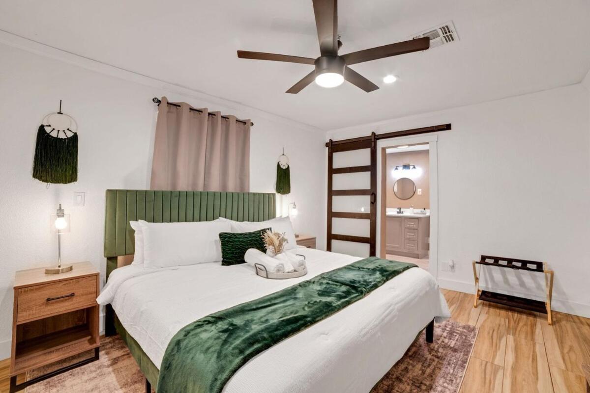 Henderson Luxe Retreat Holiday home