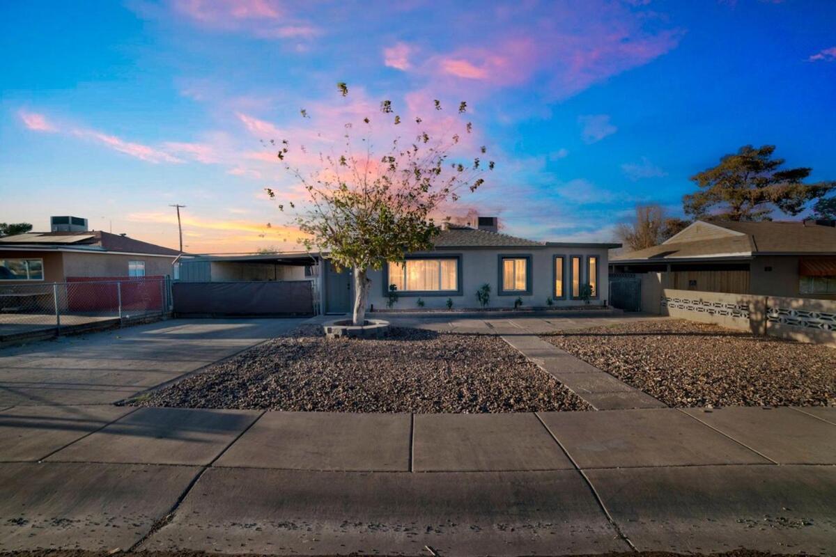 Henderson Luxe Retreat Holiday home Las Vegas