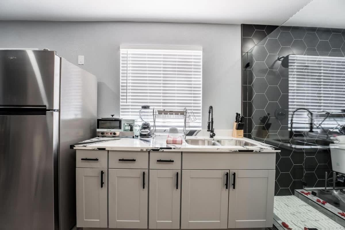 Cozy & Convenient Living Good Time Vegas *