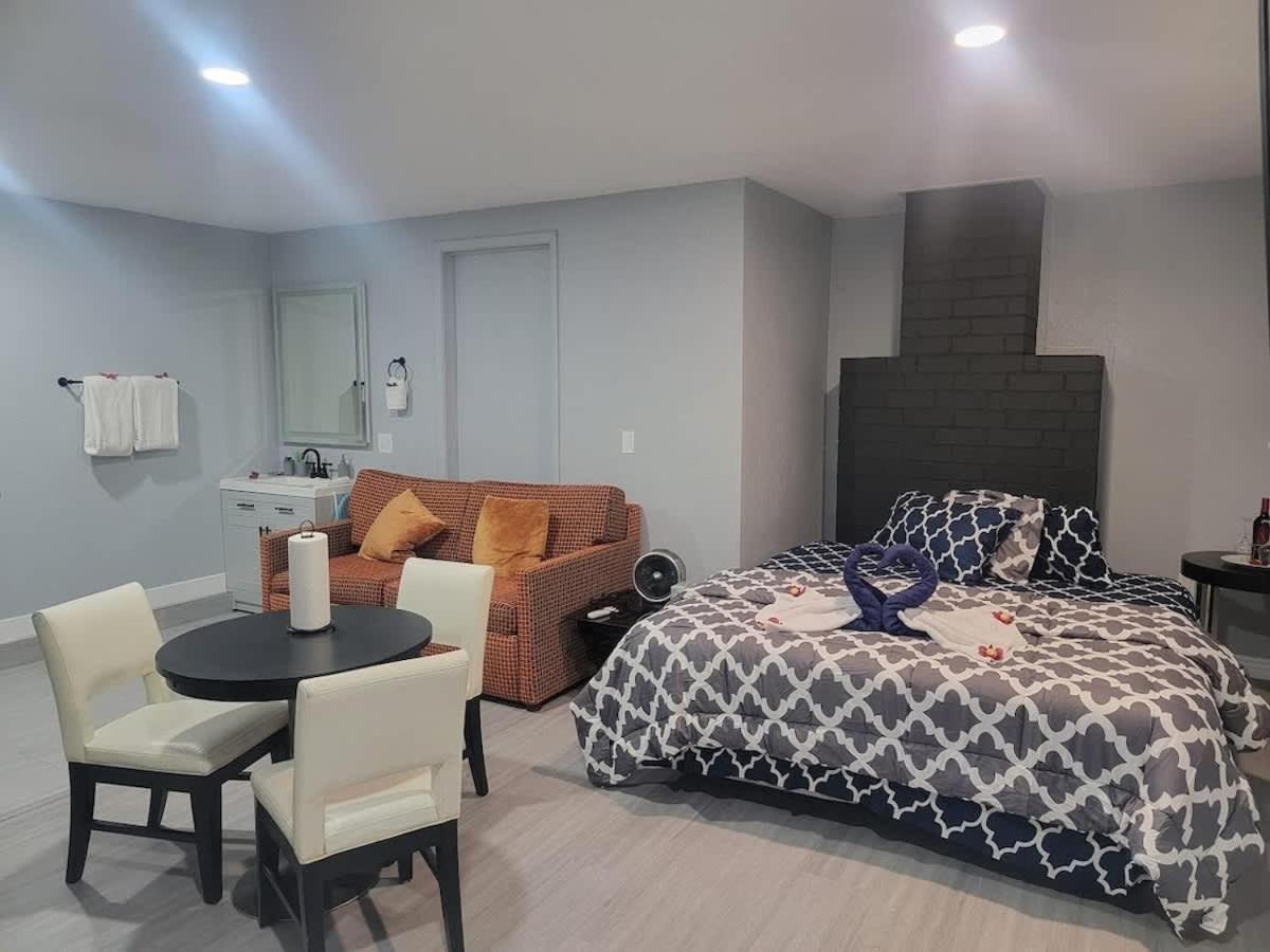 Cozy & Convenient Living Good Time Vegas * Las Vegas