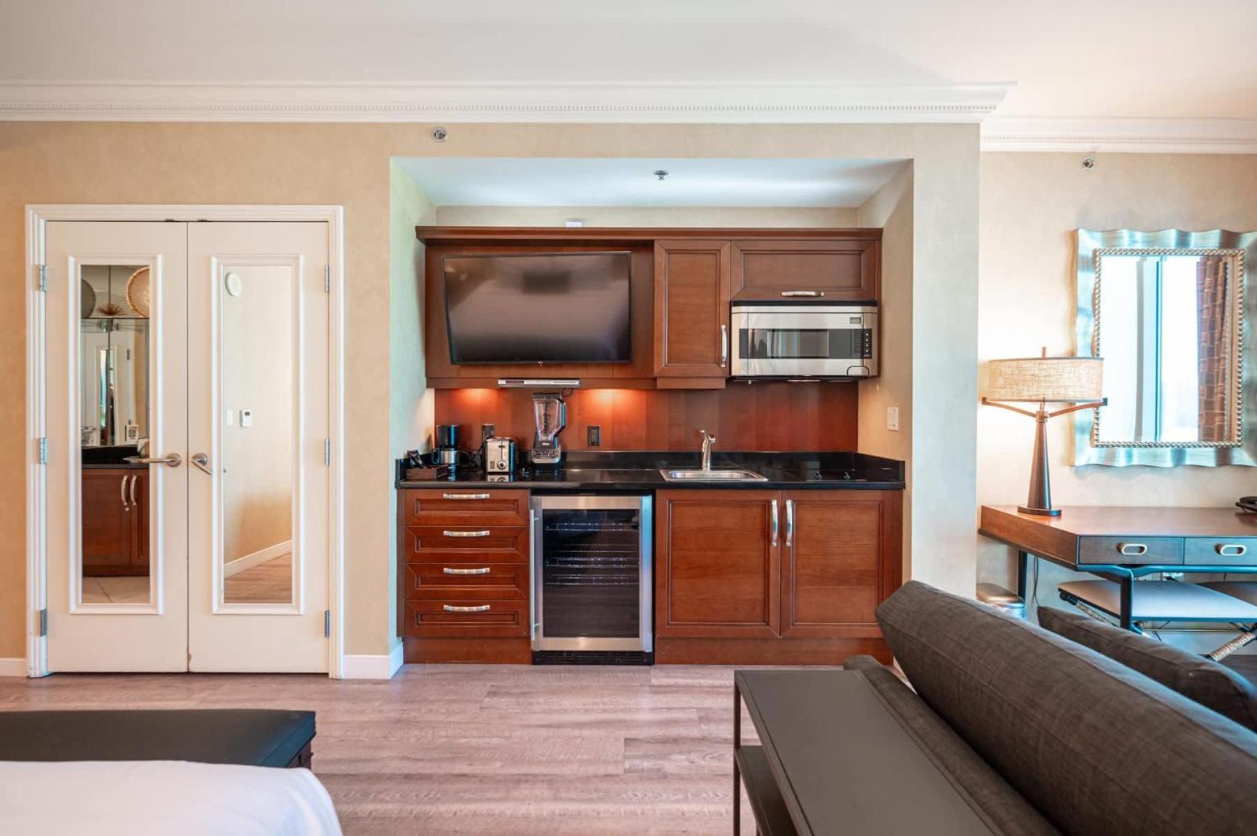 No Fee Strip View + Free Valet + Pool *