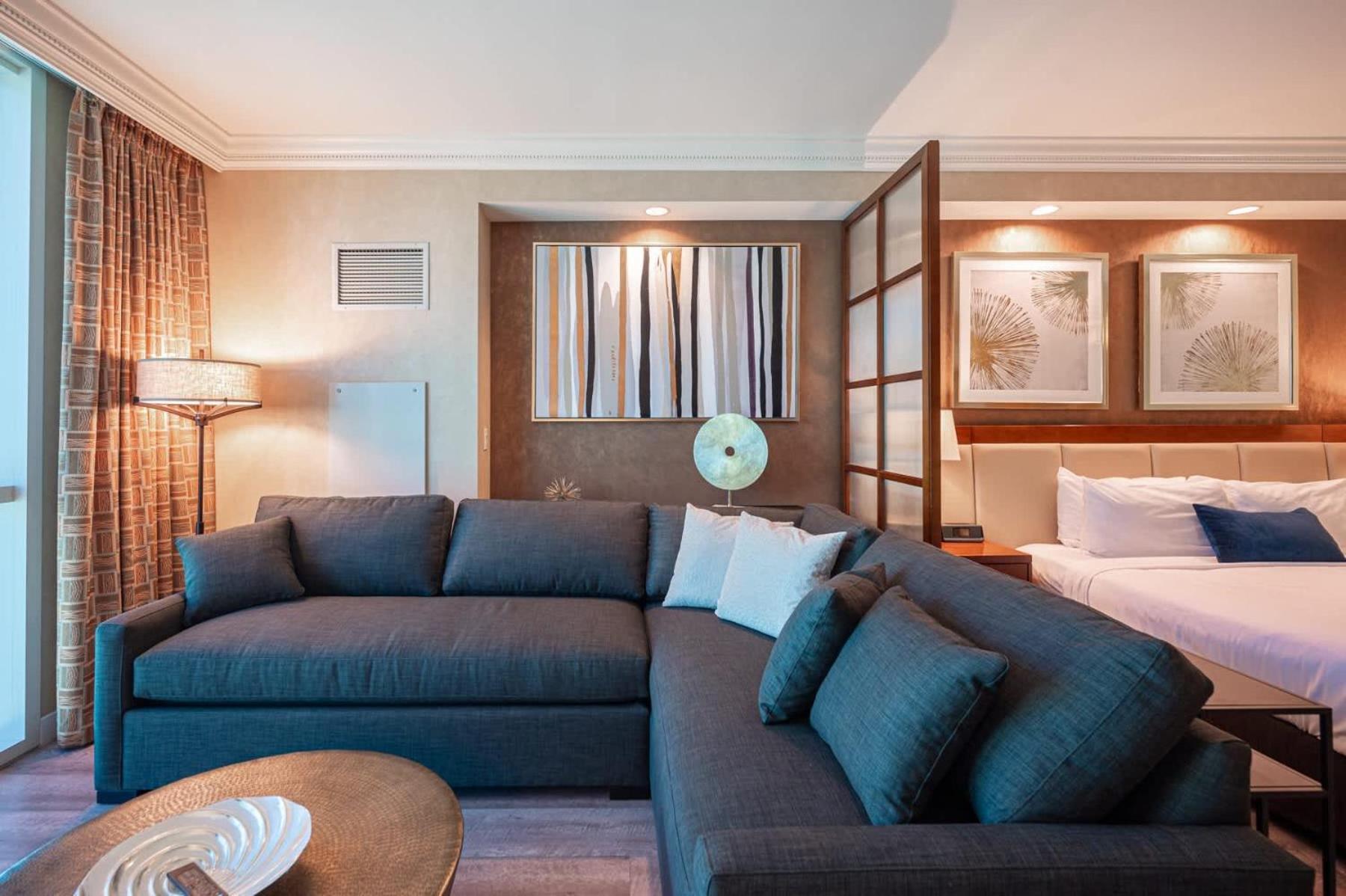 No Fee Strip View + Free Valet + Pool