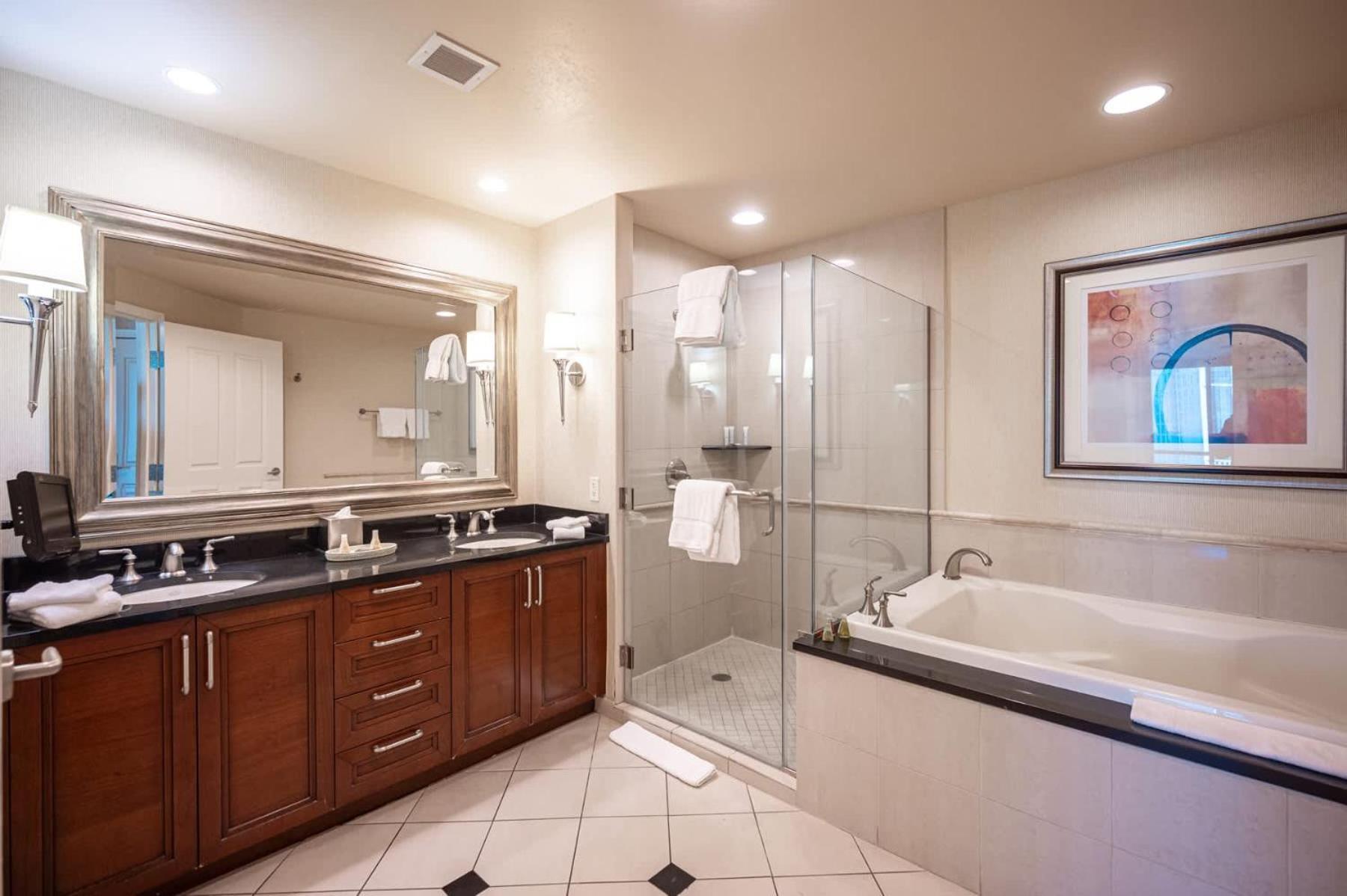 No Fee Strip View + Free Valet + Pool * Las Vegas