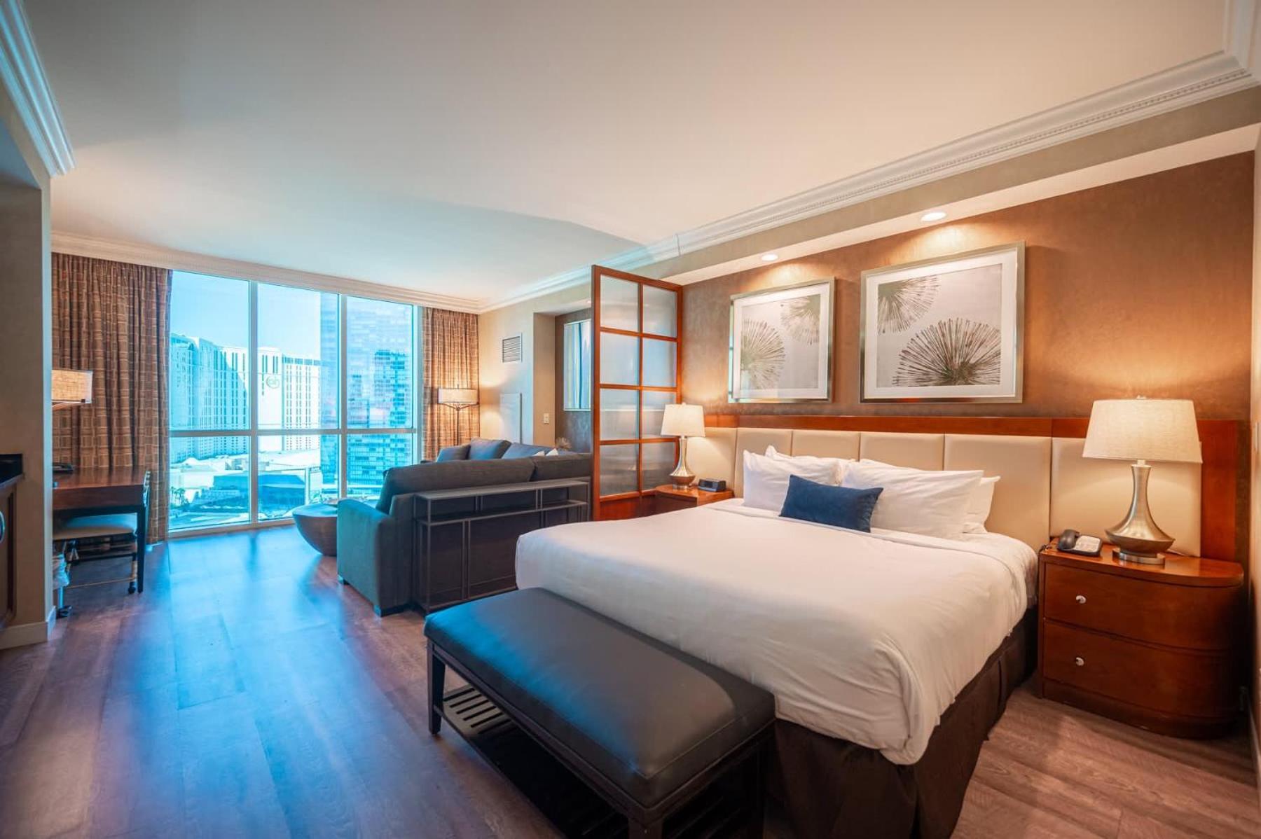 No Fee Strip View + Free Valet + Pool Holiday home