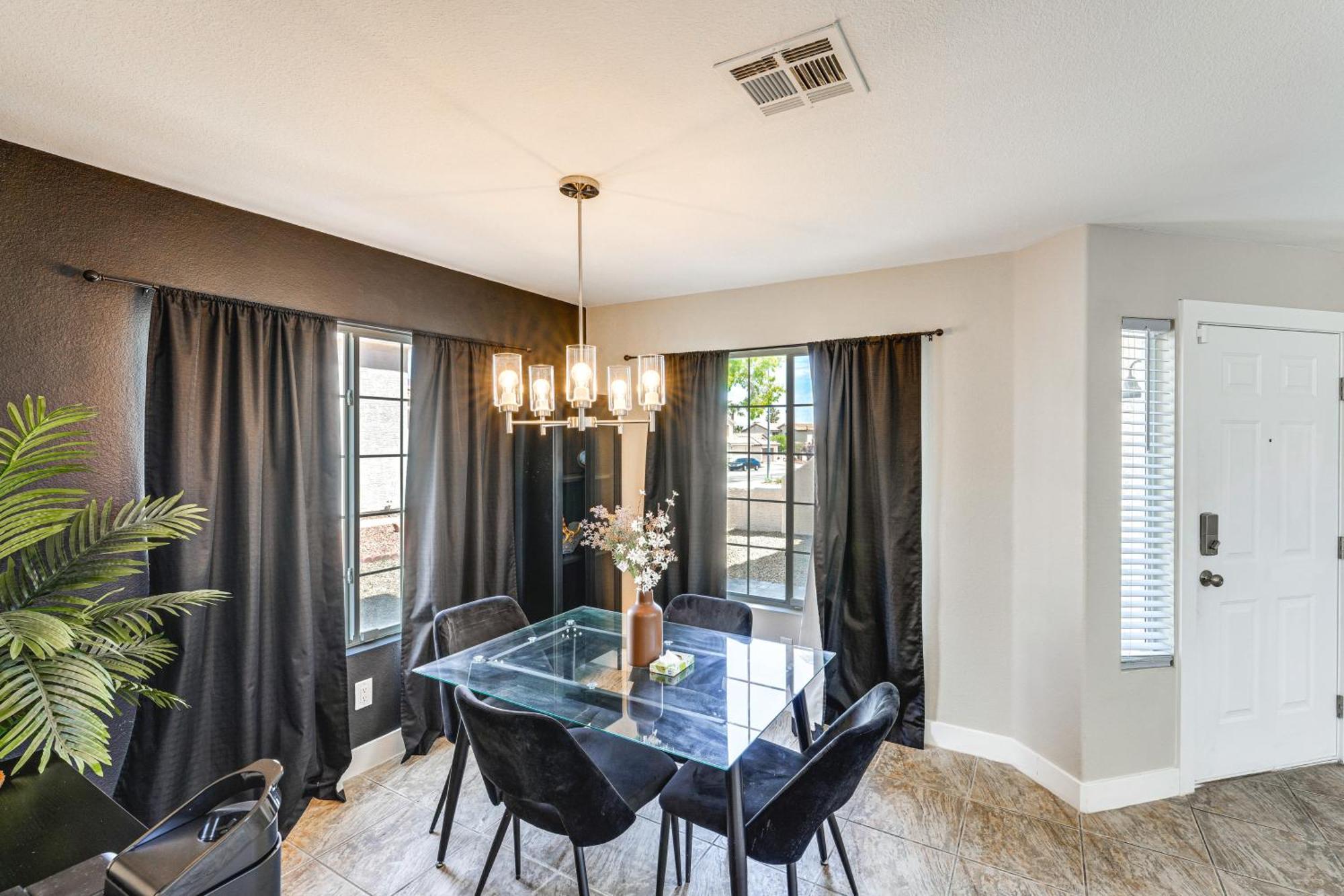 Holiday home Vegas With Private Pool - Close To Casinos!
