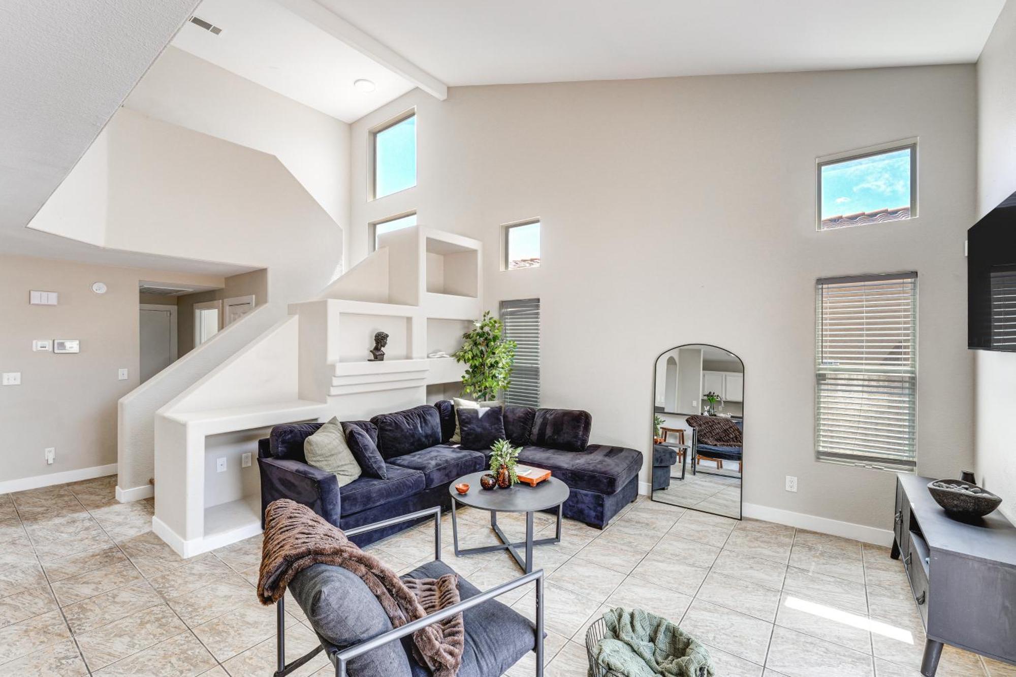 Vegas With Private Pool - Close To Casinos! * Las Vegas