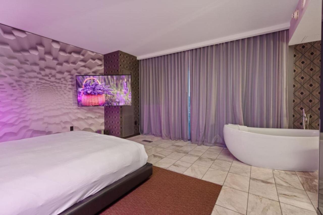 Celine Riviera Aparthotel 4*
