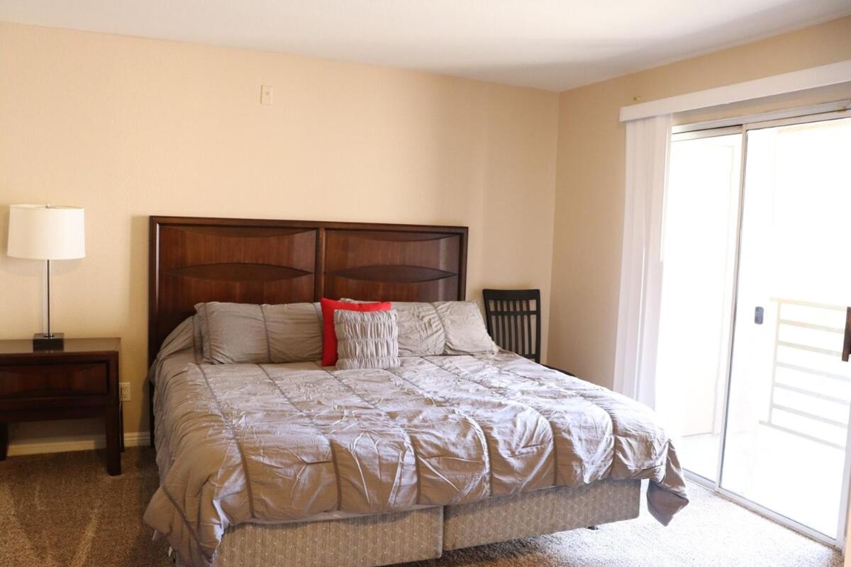 Summerlin In Gated Community ! Apartment *