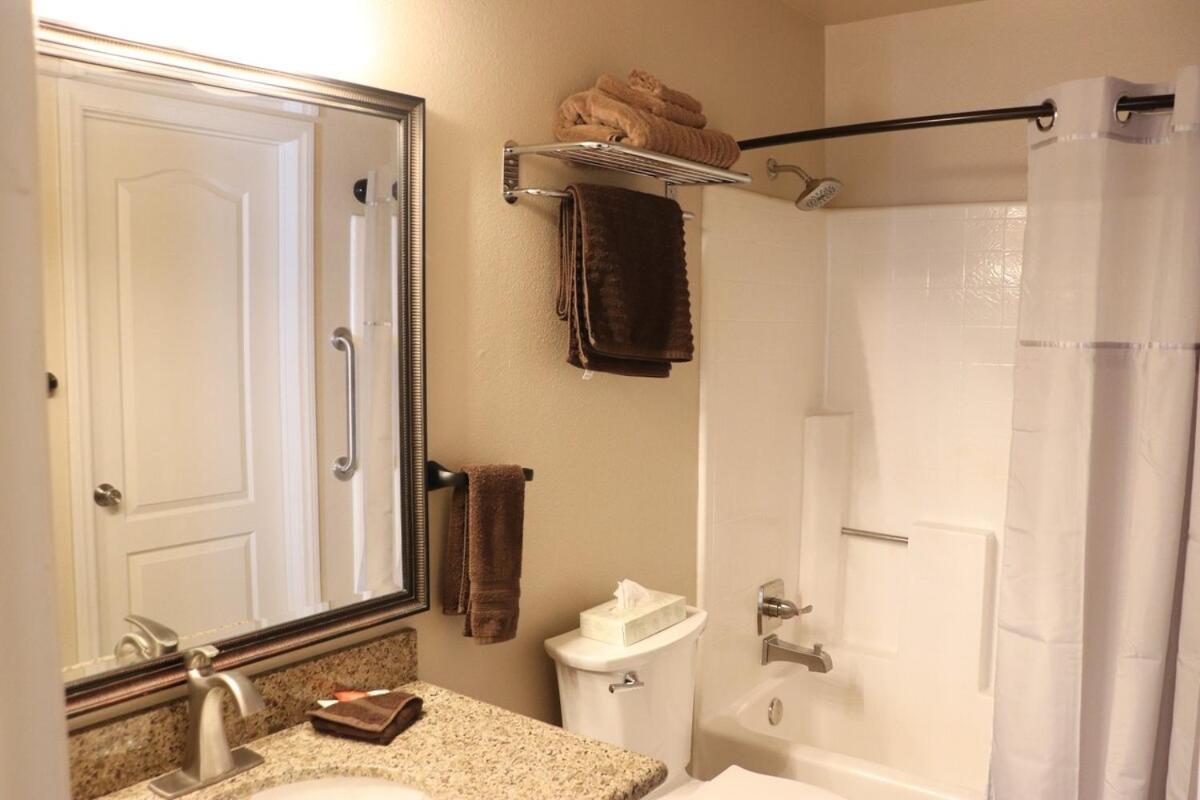 Summerlin In Gated Community ! Apartment *