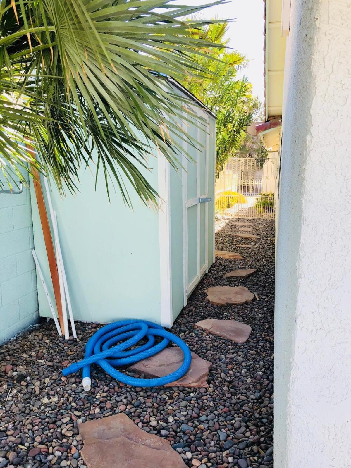 3 Bedroom 2 Bathroom * Las Vegas