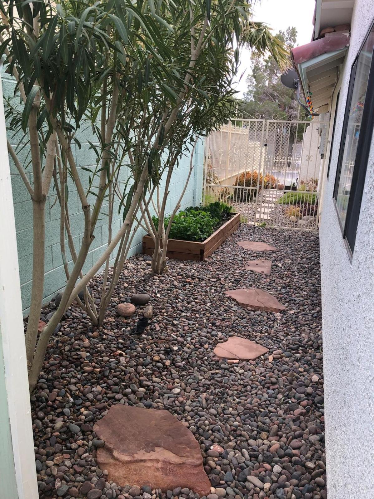 3 Bedroom 2 Bathroom * Las Vegas