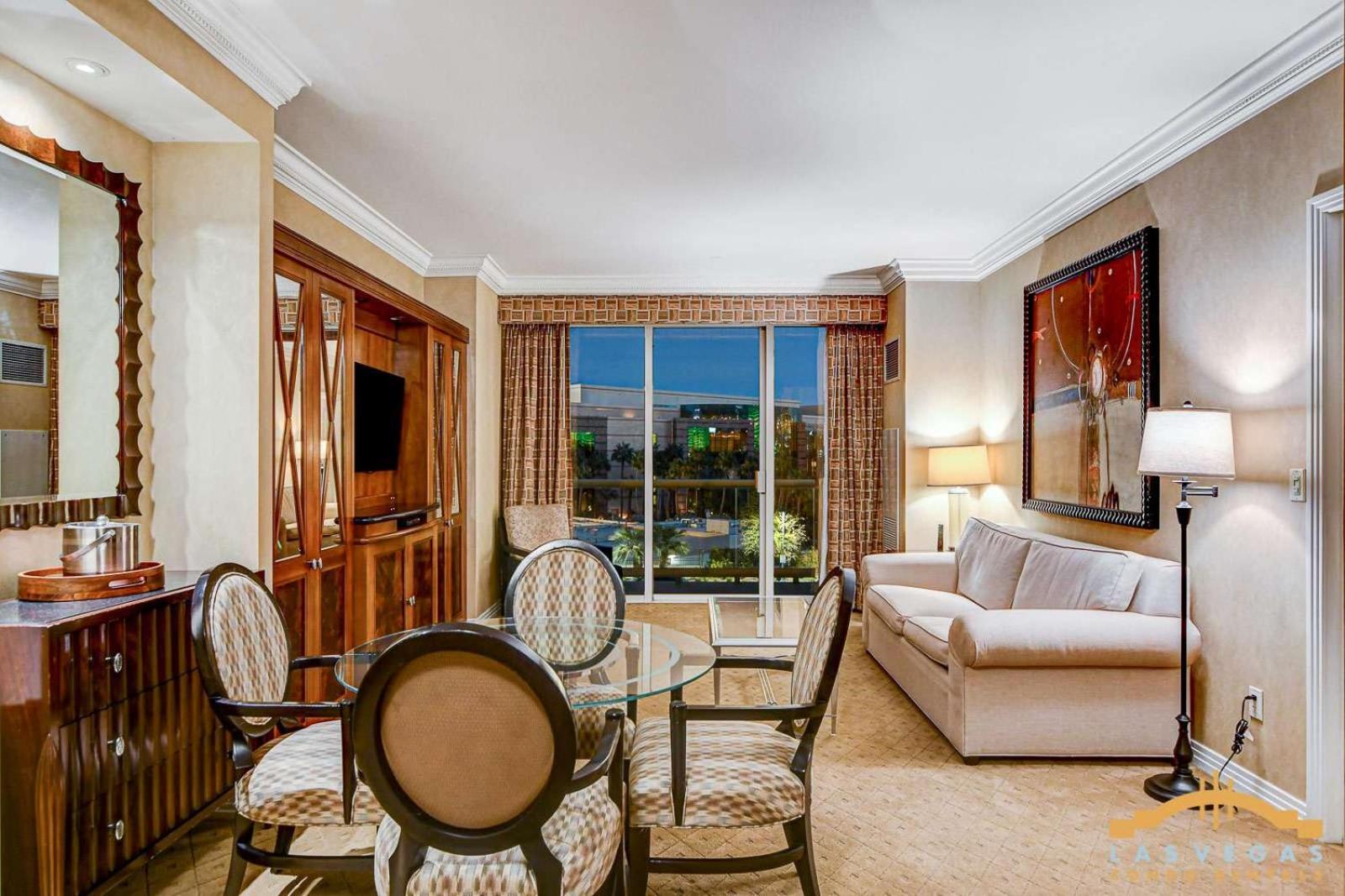 Mgm Signature-02-602 1br 2ba Balcony Holiday home