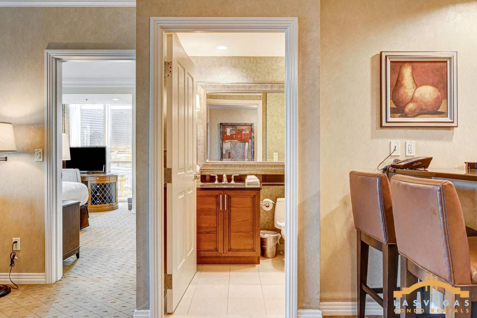 Mgm Signature-02-602 1br 2ba Balcony