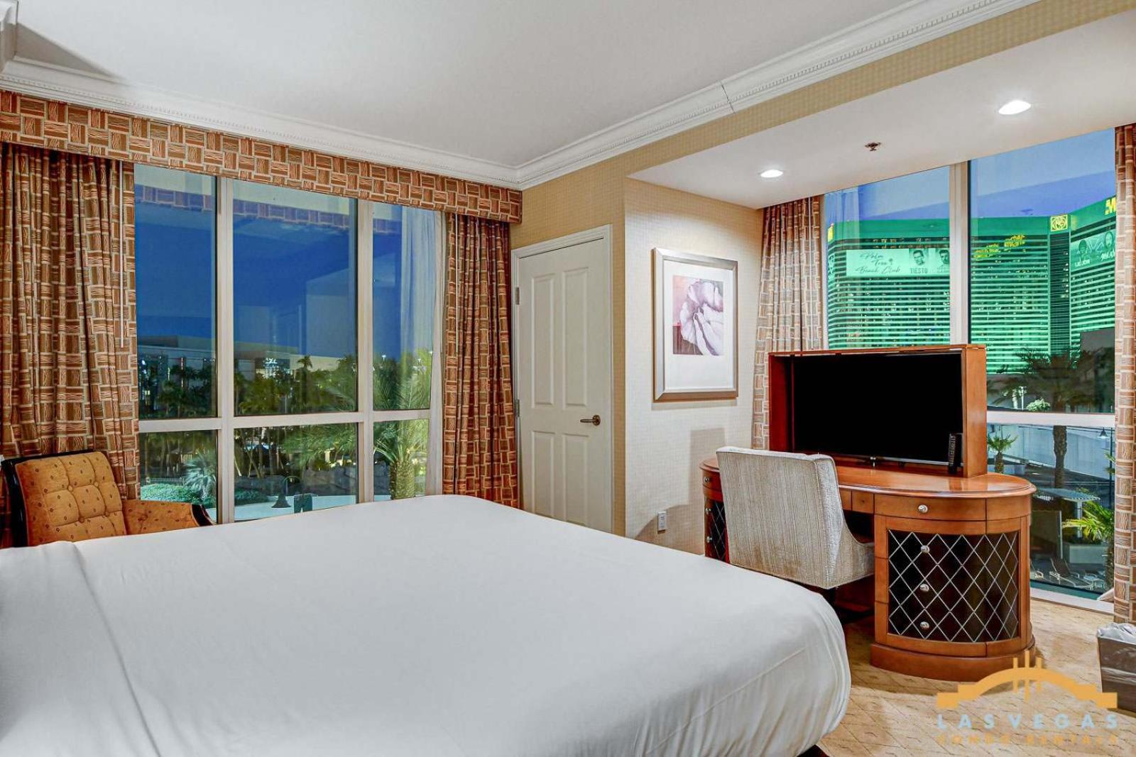 Mgm Signature-02-602 1br 2ba Balcony Holiday home *