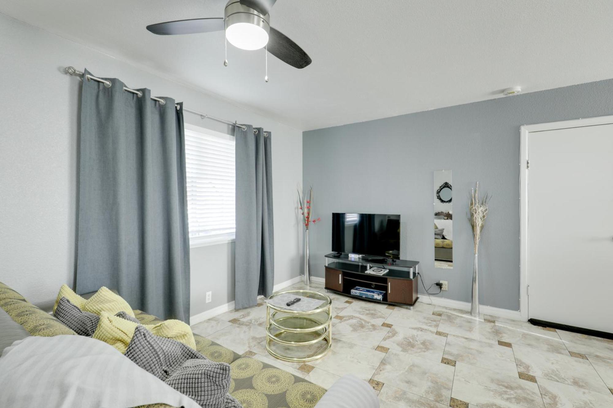 Holiday home North Vegas Hideaway With Grill Less Than 10 Mi To Strip *