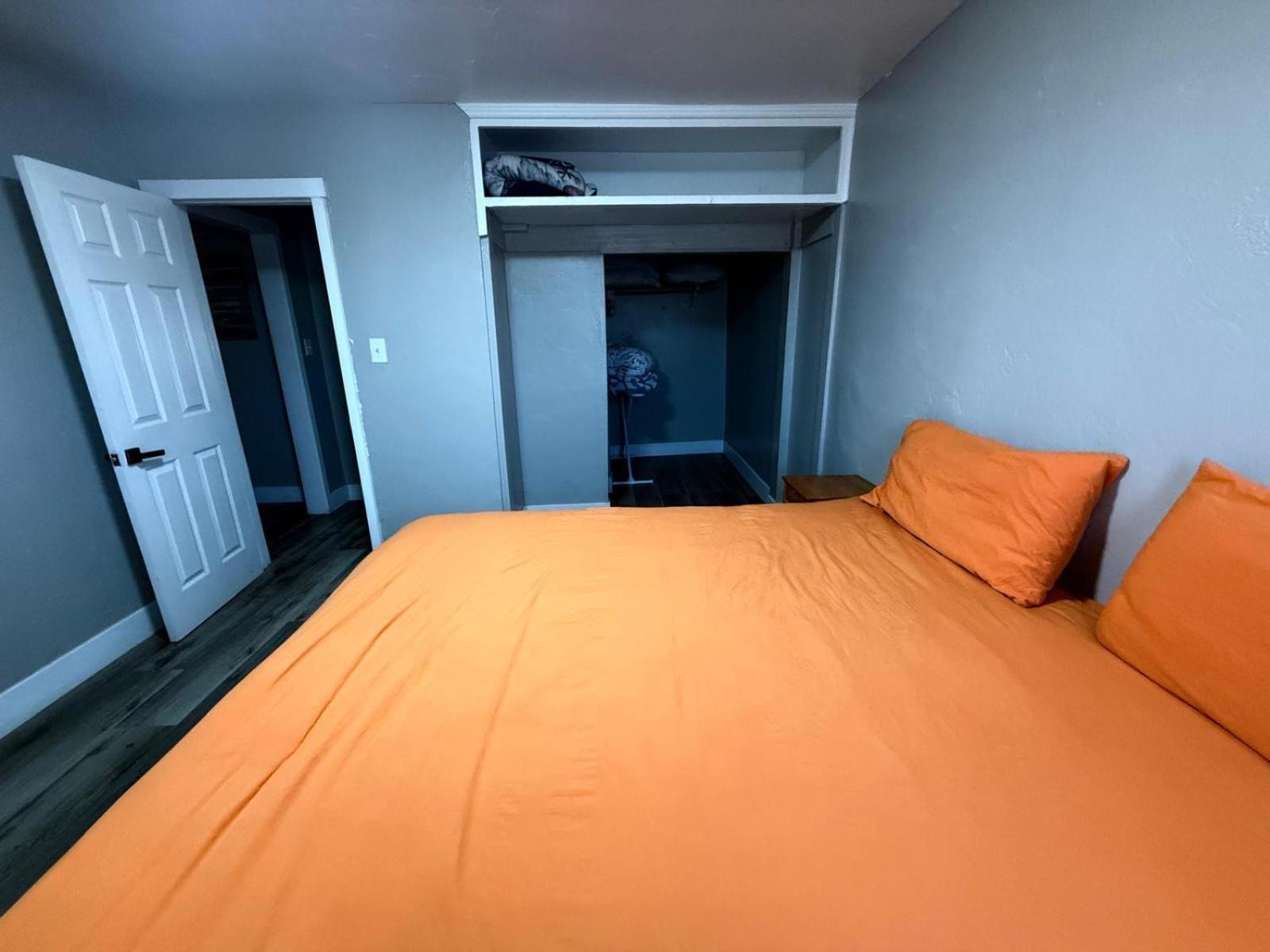 Downtown, Downtown Vegas Apartment Las Vegas