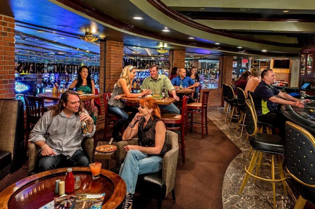 Four Queens And Casino Resort 3*