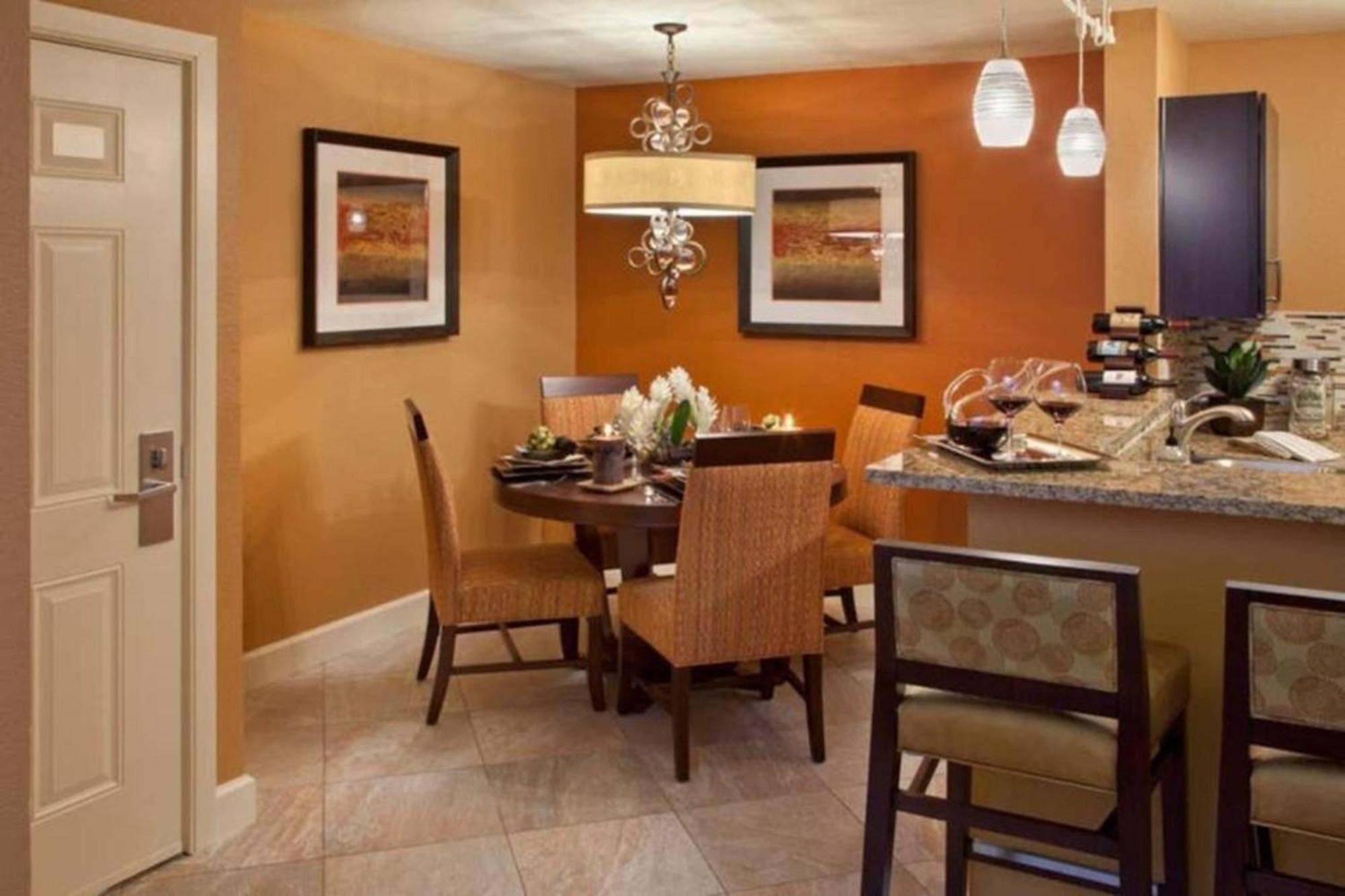 Family Friendly 2bd With Setting Near