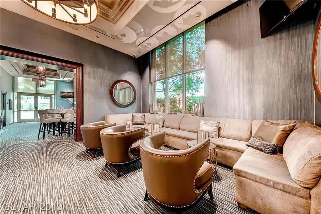 Apartment Stunning 1br Strip Views W Balcony 17701 Las Vegas