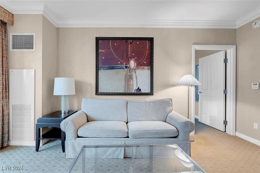 Apartment Stunning 1br Strip Views & Balcony 12701 *