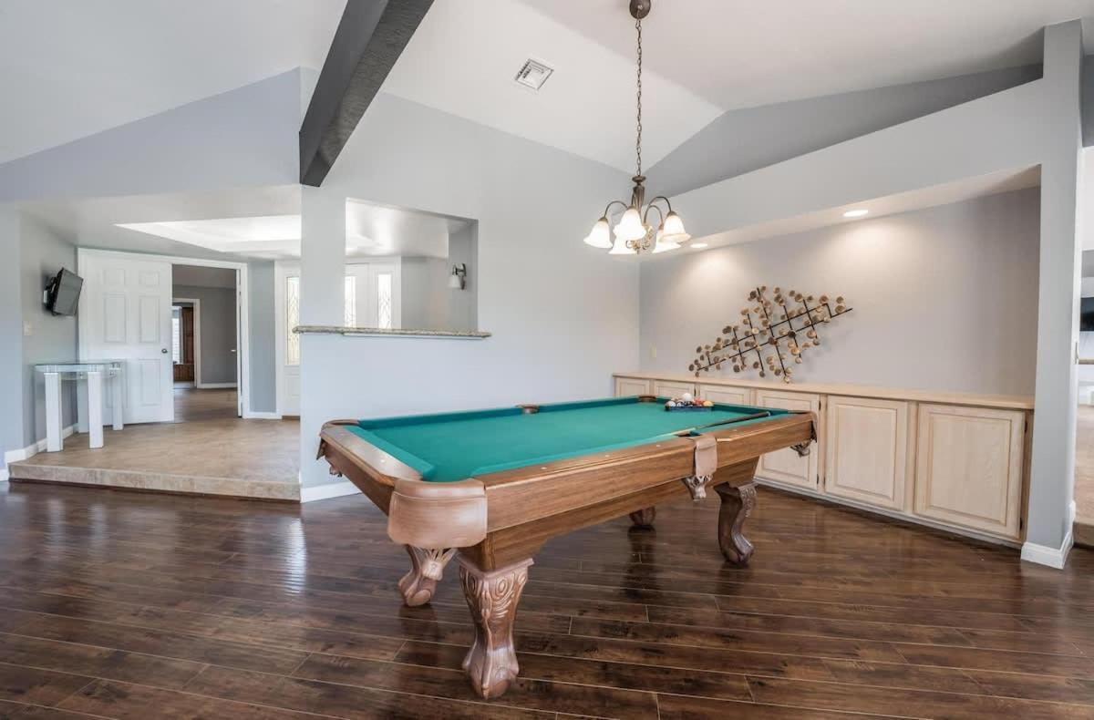 Luxury Meets Vegas Gorgeous By The Strip Holiday home
