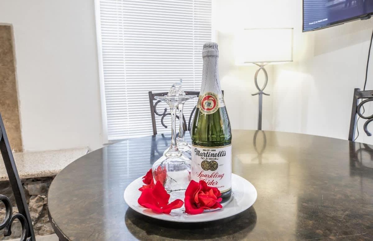 Apartment Urban Oasis Huge Unit Private Entry *