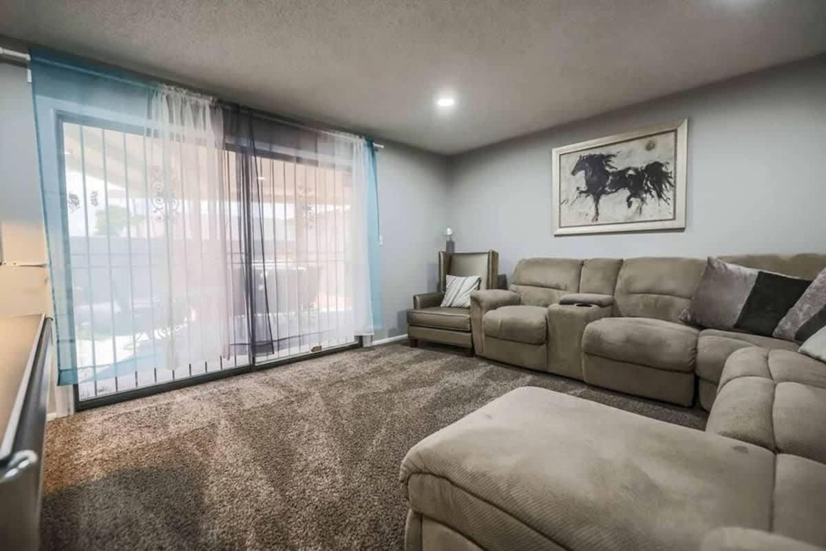 Holiday home Modern Elegance In The Heart Of Vegas *
