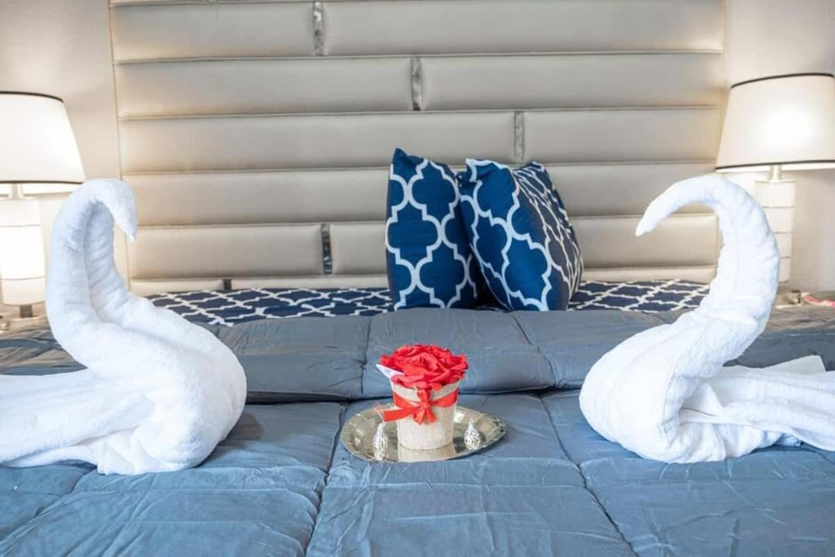 Peaceful Paradise Relax In Vegas Holiday home
