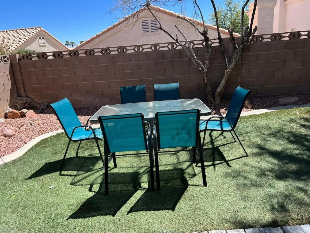 Peaceful Paradise Relax In Vegas Holiday home