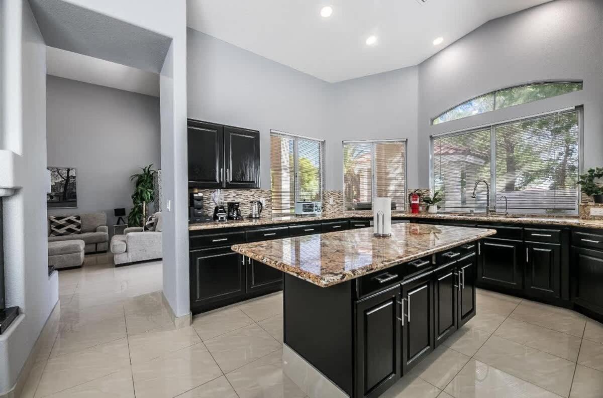 Luxury Redefined Indoor Comfort Outdoor Bliss * Las Vegas