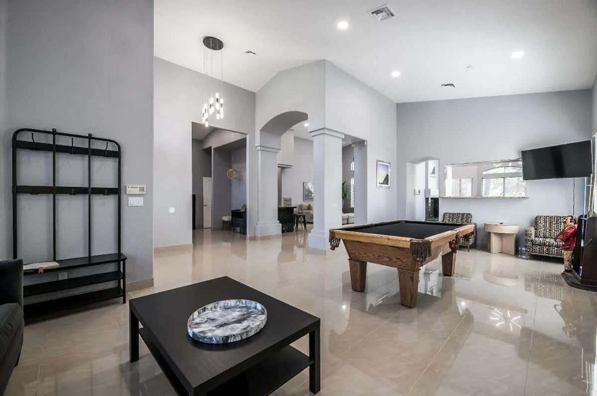 Luxury Redefined Indoor Comfort Outdoor Bliss * Las Vegas