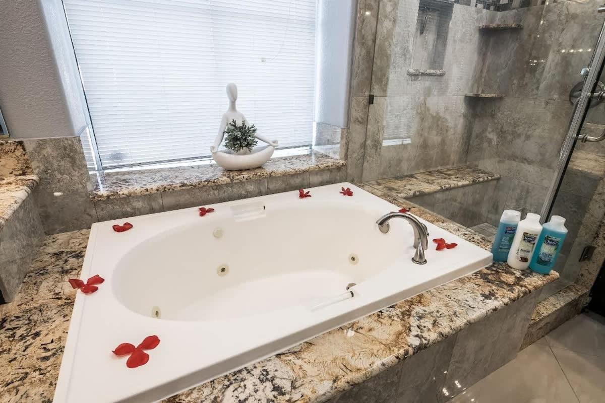 Holiday home Luxury Redefined Indoor Comfort Outdoor Bliss Las Vegas