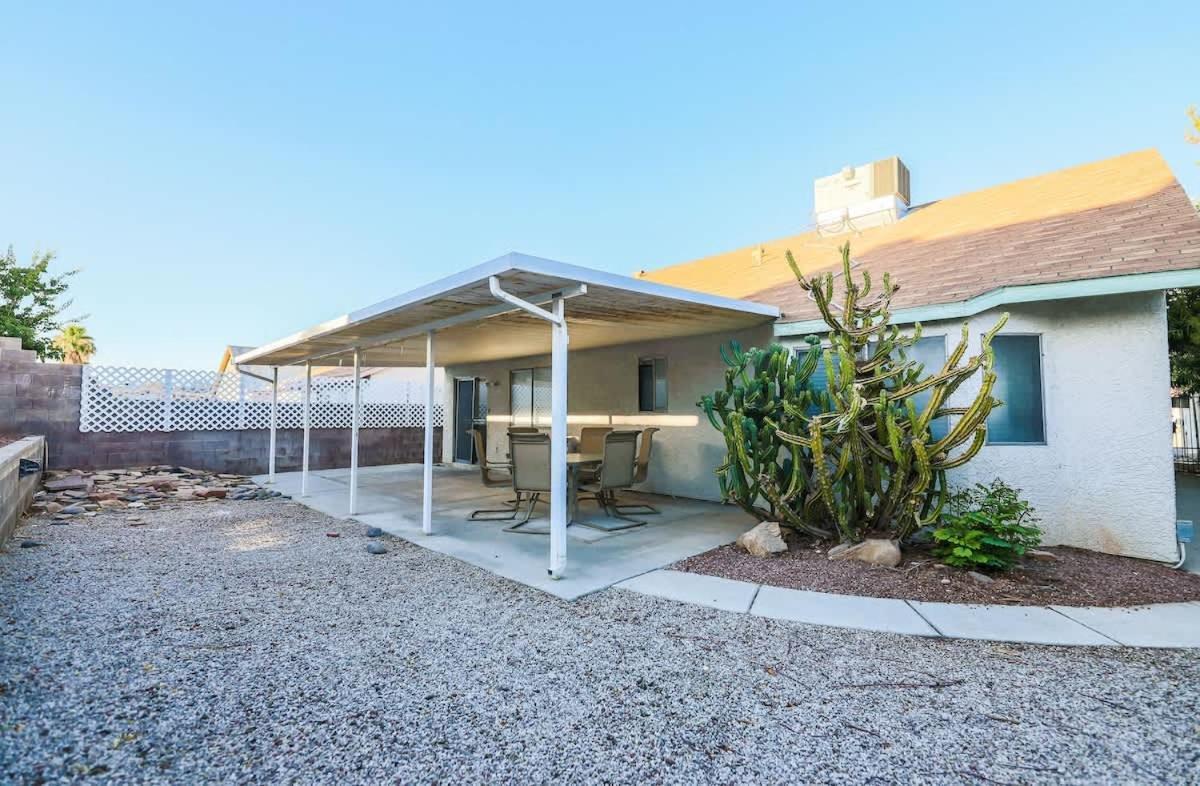 Bright & Stylish House W Pool Game Near The Strip * Las Vegas