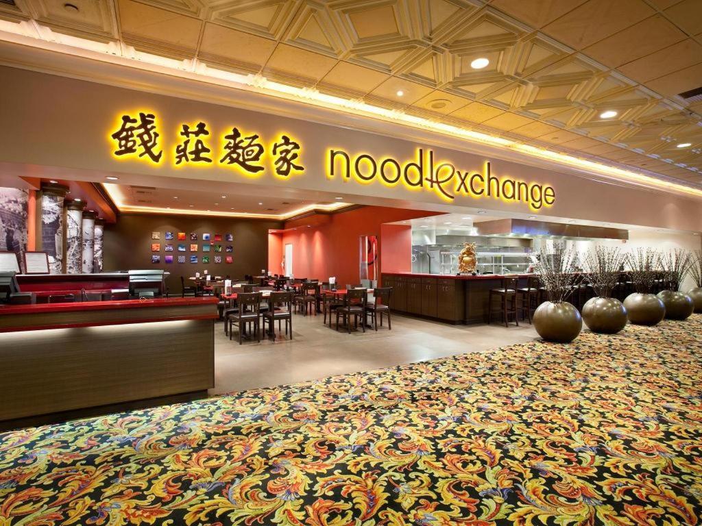 Resort Gold Coast And Casino Las Vegas