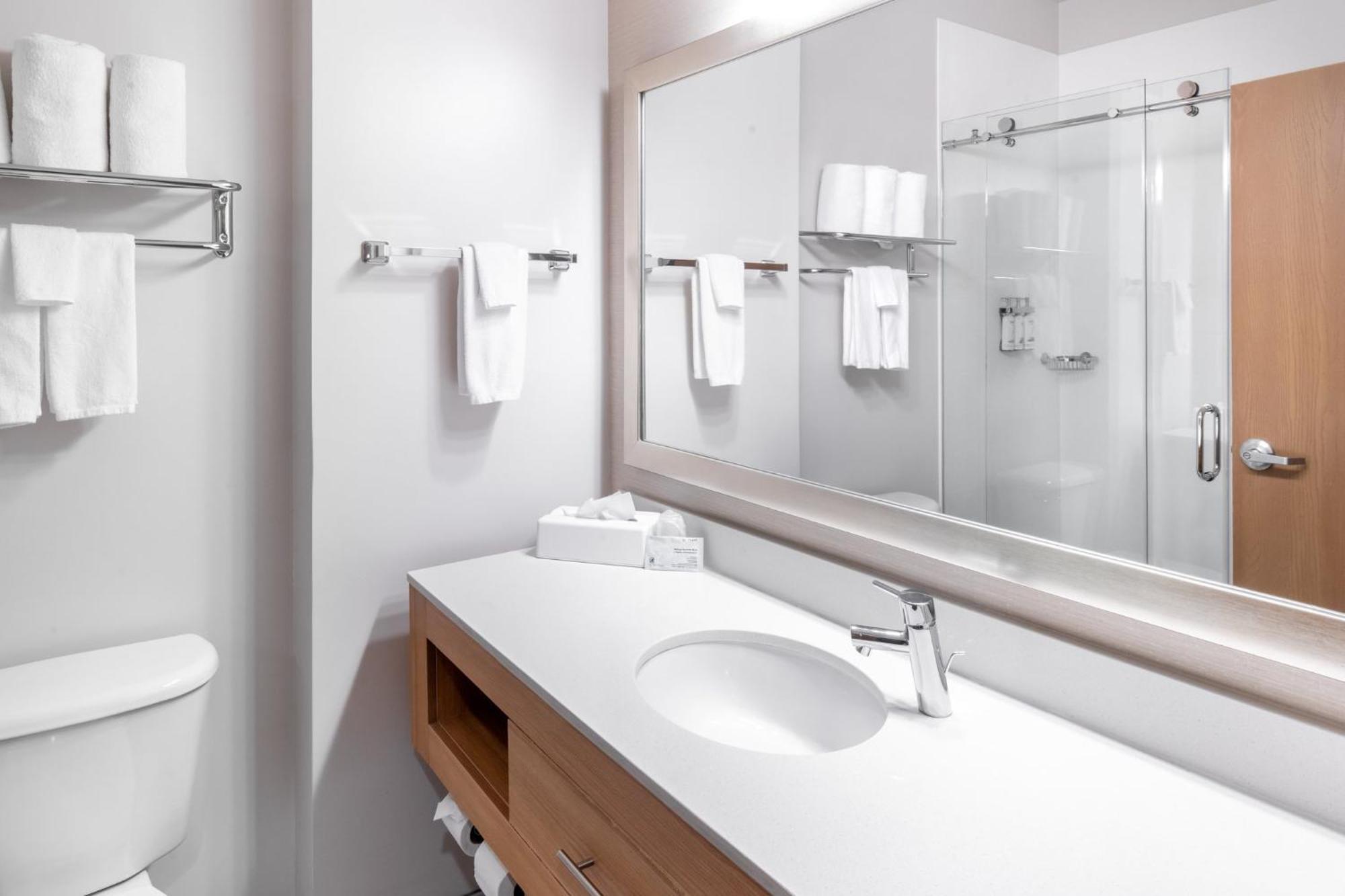 Hotel Express And - Henderson By Ihg 3*