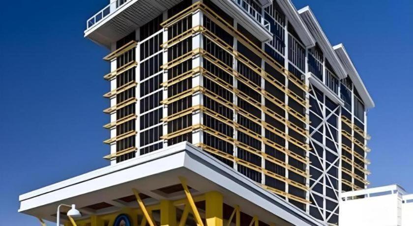 Eastside Cannery Casino Resort 3*