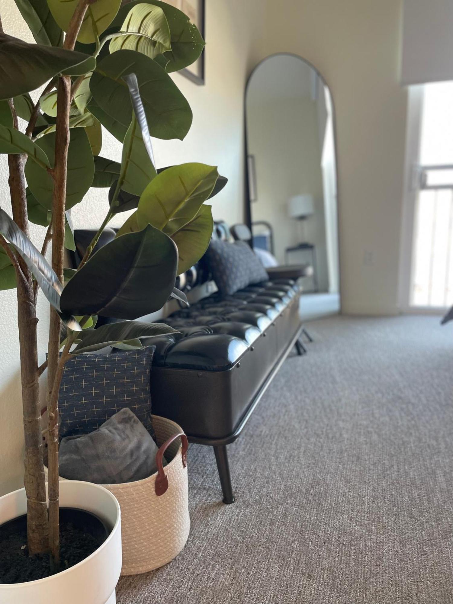 3 Bedroom Downtown * Las Vegas