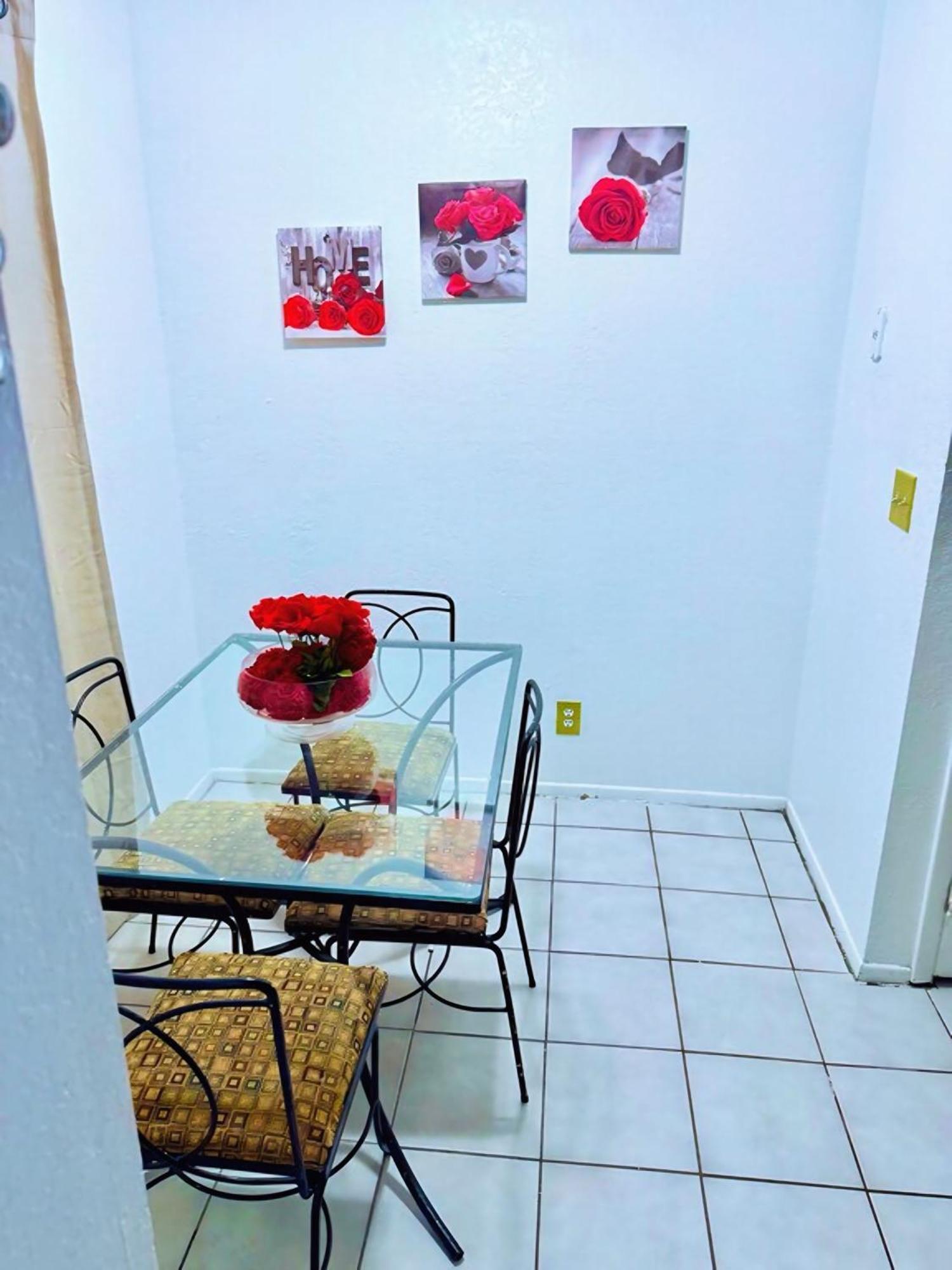 Cozy 2br In Chinatown 1m From Strip *