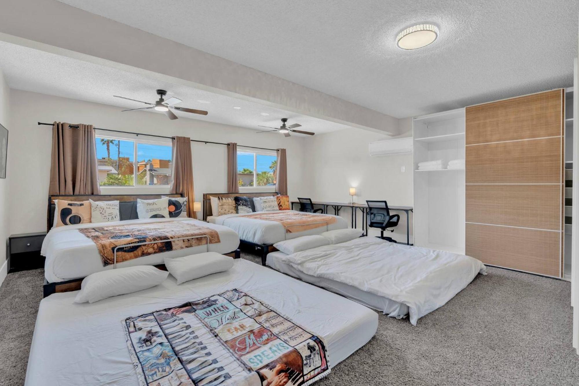 Next To Strip | Pool | Hot Tub | Bbq | Buddy Rich Las Vegas
