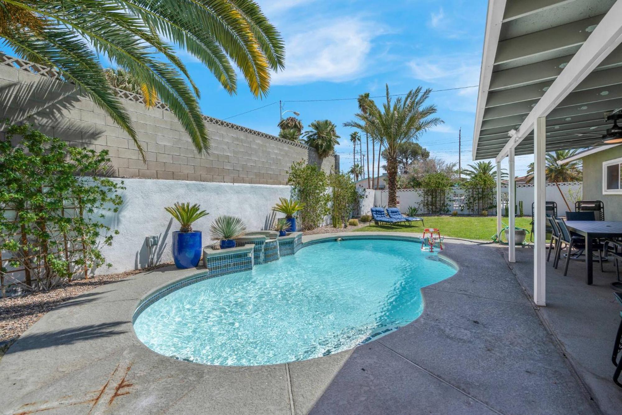 Holiday home Next To Strip | Pool | Hot Tub | Bbq | Buddy Rich