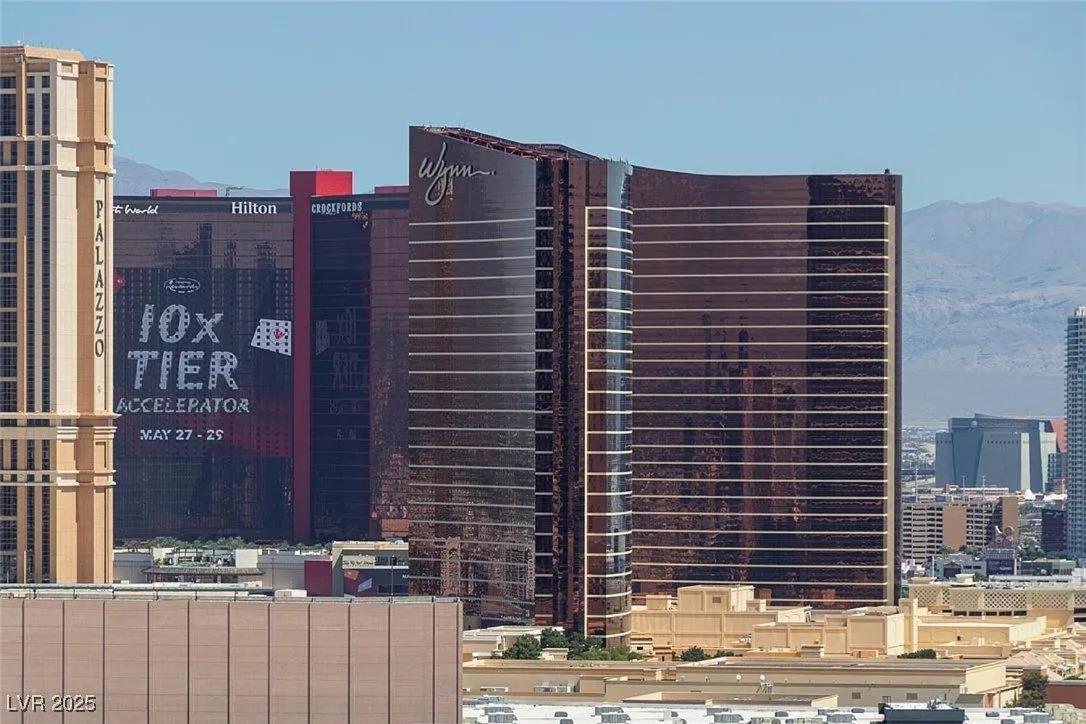 Mgm High Floor Strip And Sphere View Apartment