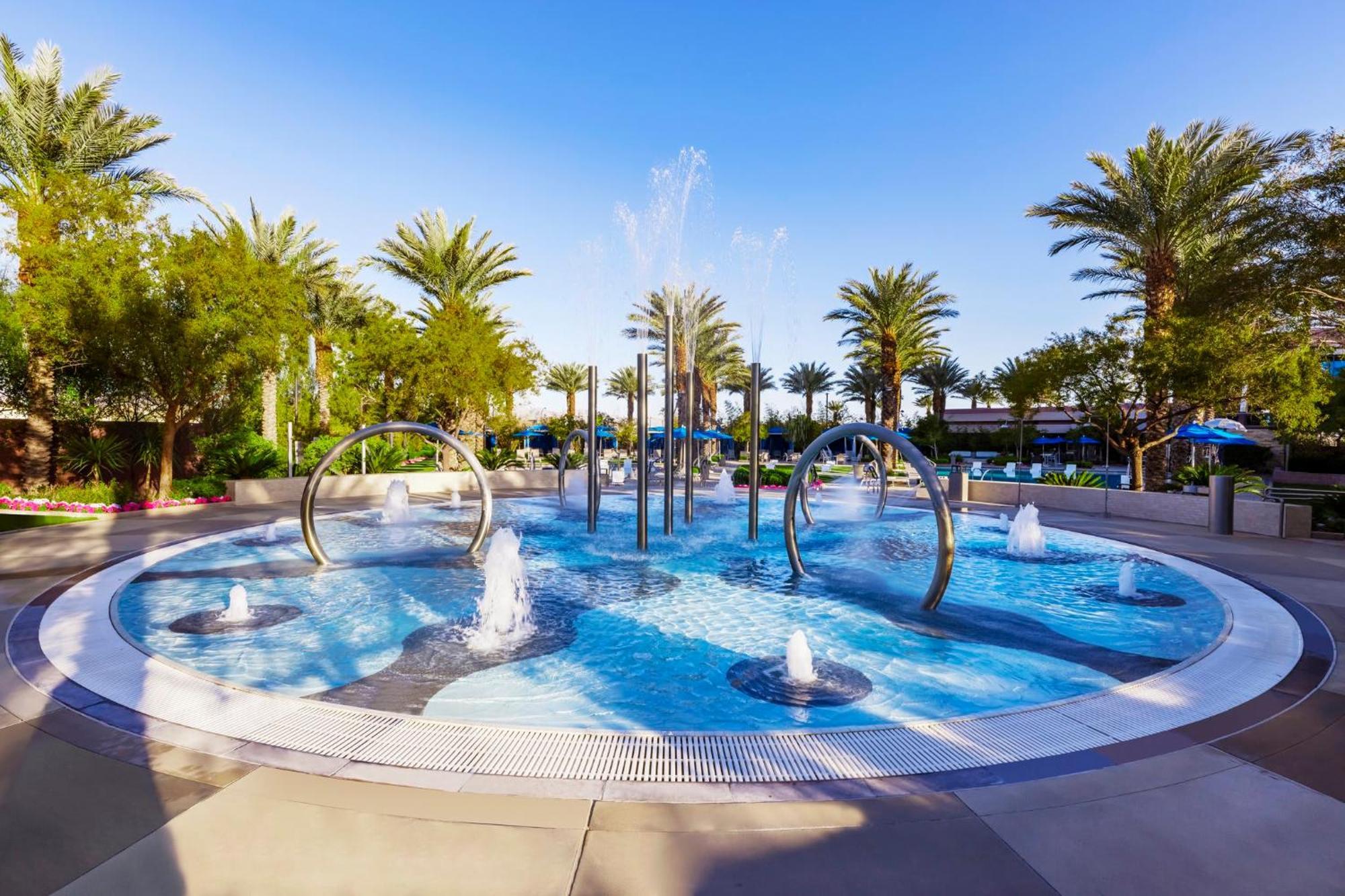 Wyndham Desert Blue *