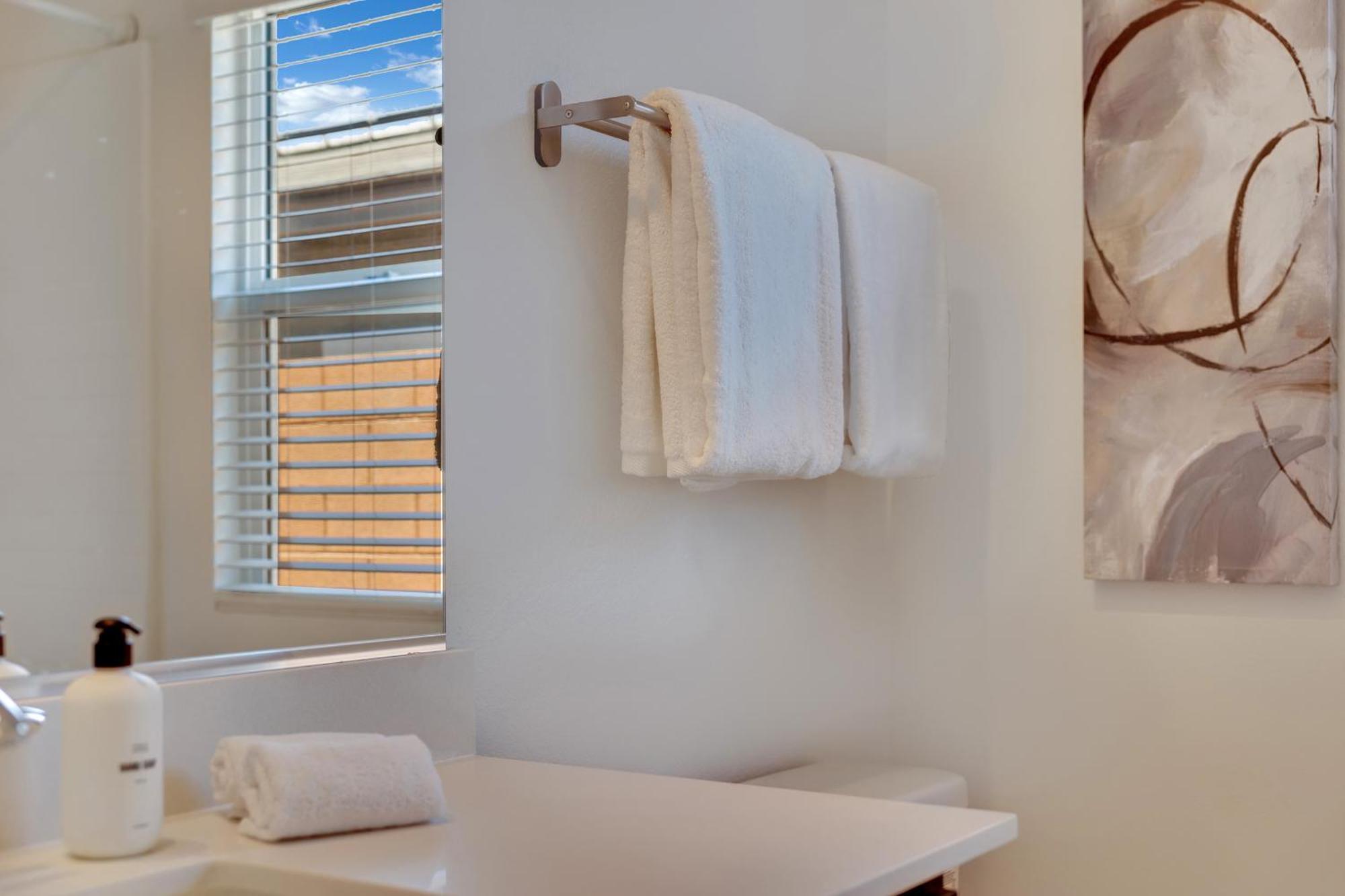 Holiday home Casa Niva A Contemporary Oasis In The Heart Of Vegas *